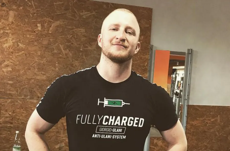 Paris Platynov – czy streamer ma żonę i dzieci? Wiek, wzrost, waga, tatuaże